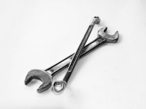 ein gabel und ein ringschlüssel